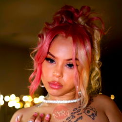 ⋆  🎀  𝒦𝓎𝓇𝒶  🎀  ⋆ photo