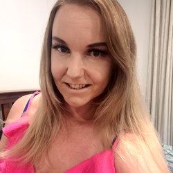 blonde84girl photo
