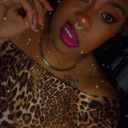 Joy Mei - The Sensual Swimsuit Queen on OnlyFans