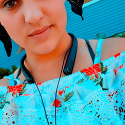 Paradise Rosales photo