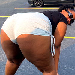 DA BRAT 🧝🏾‍♀️🧚🏽‍♀️ photo