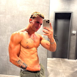 alpha savage photo