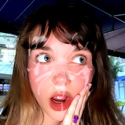 Phia👾🚀✨ photo