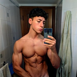 Bruno Montana photo