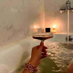 Marilyn The Cougar: Premium Sensuality in Every Post