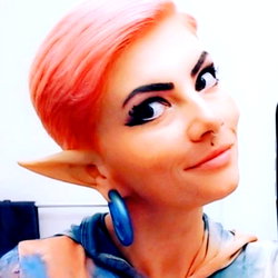 Luna LoveGoodt photo