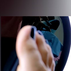 Angieefeet photo