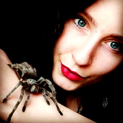 𝓔𝓵𝓵𝓮🕷 photo