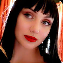 Amber Vixen photo
