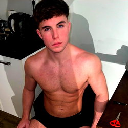 Bradderz 👅 photo