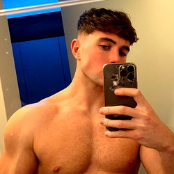 Bradderz 👅 photo