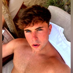 Bradderz 👅 photo