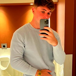 Bradderz 👅 photo