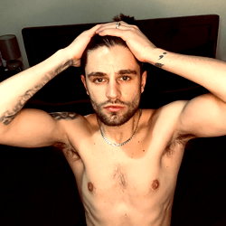 Aston Cox V.I.P photo