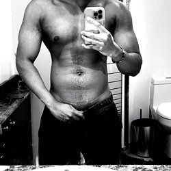 ThroatBully - NO PPV photo