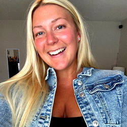 Anne 🩷🐷💦 photo