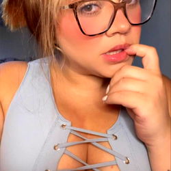 ❥︎ MELI DESIRE photo