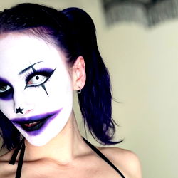 Bealz: The Unique Eyebrow & Glasses Whisperer's OnlyFans Catalogue