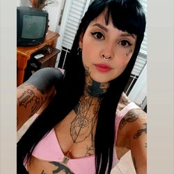 Brittany 🖤 (vc) photo