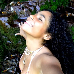 Helayna Marie photo