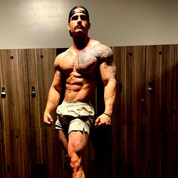 Brendon Wharton | Man, Muscle, Shirtless, Bodybuilder, Gym, Fitness Model