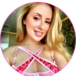 IVY 👼🏼💛 photo