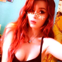 Ella Angel photo
