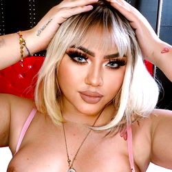 🦋Sharon Montana🧿🪬 photo