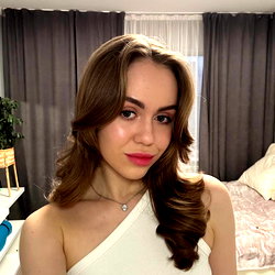 Eva Miller 📸 Birthday girl 24.09 🎂 photo