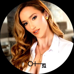 Nicolle Snow photo