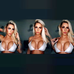 HOT WIFEY 💕 photo