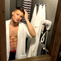 Ripped Riki photo