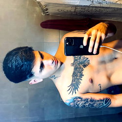 Joven Twink 🦁🔥 (top 1%) 🥵 photo
