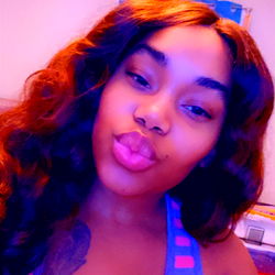 The redheaded vampire - Model Page