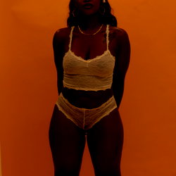!T$ BR!TT@NY B!TCH photo