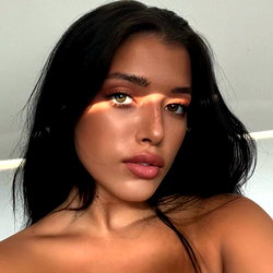 Dara Anjelika photo