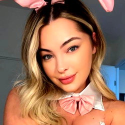 creamy cali 🍦💗 photo