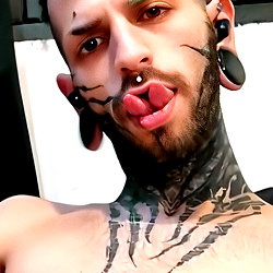 green flash👅★ photo