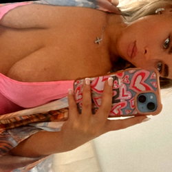 Ells photo