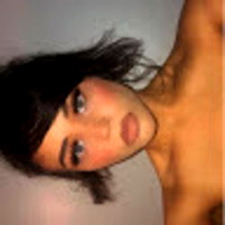 Goldengoddess96 photo