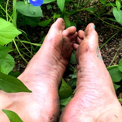 Goddess Skinnyfeet 🍆💦👣🐱 photo