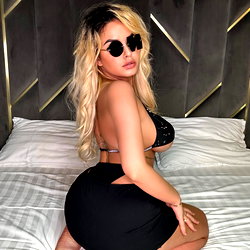 🐈Kathrine Wolf🐈💦Wet &amp; Creamiest Pussy👅 photo