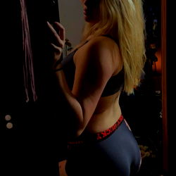 Allyssa McKellar photo