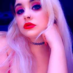 Astrid Star ⭐️ photo