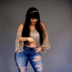 Alicia Taylor photo