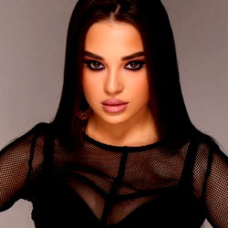 Elizabeth Angel😇 photo