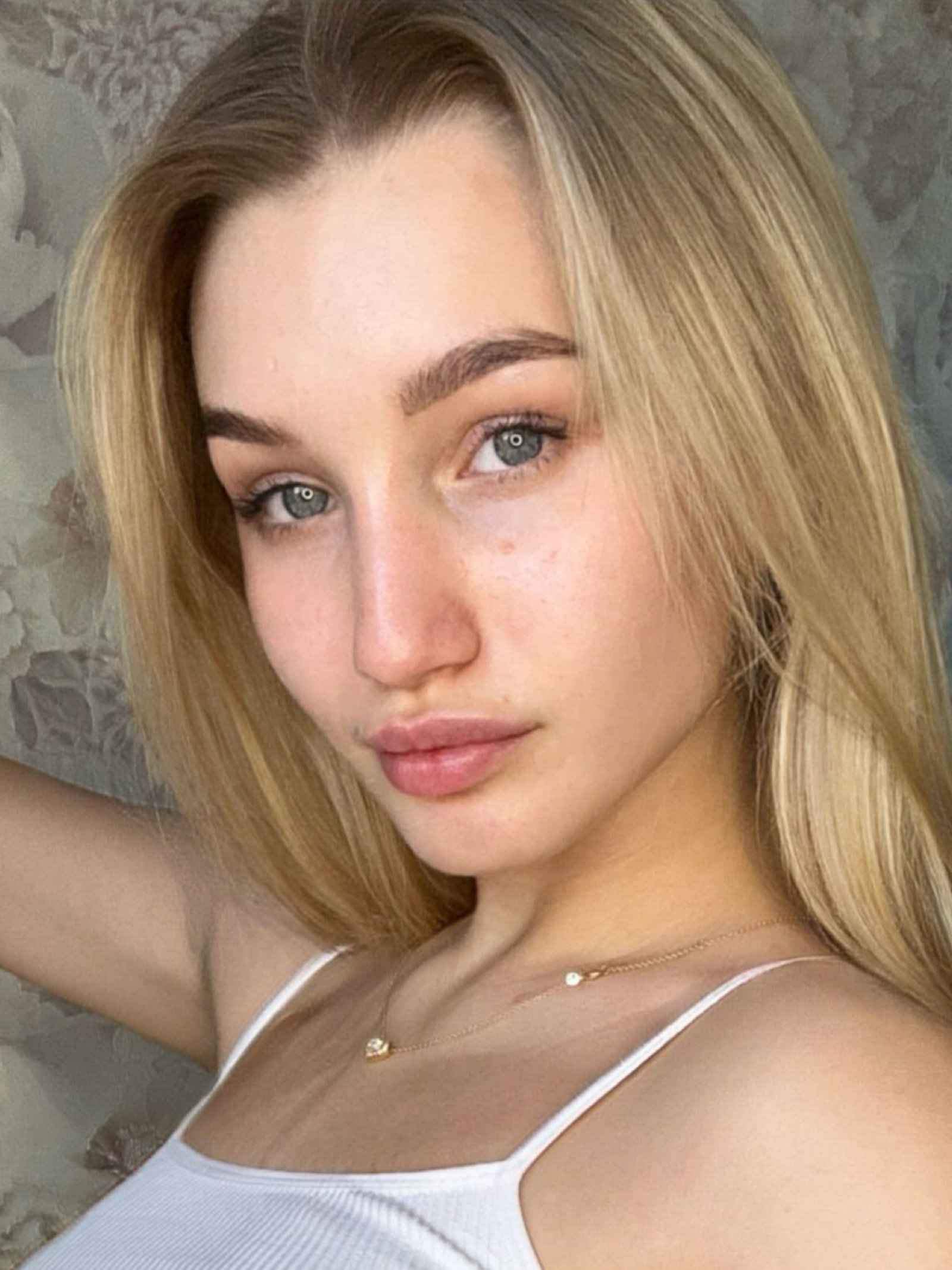 Alisha 🍒 photo