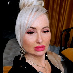 𝗢𝗱𝗲𝘁𝘁𝗲🦢🩰👑 photo