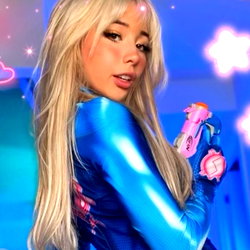 Izzy Skye 🐾 photo