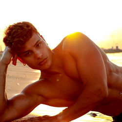 Denis Dosio 𝐓𝐎𝐏 𝟎.𝟏% photo